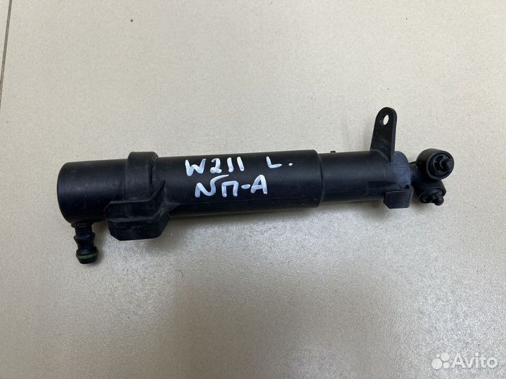 Форсунка омывателя фары Mercedes W211