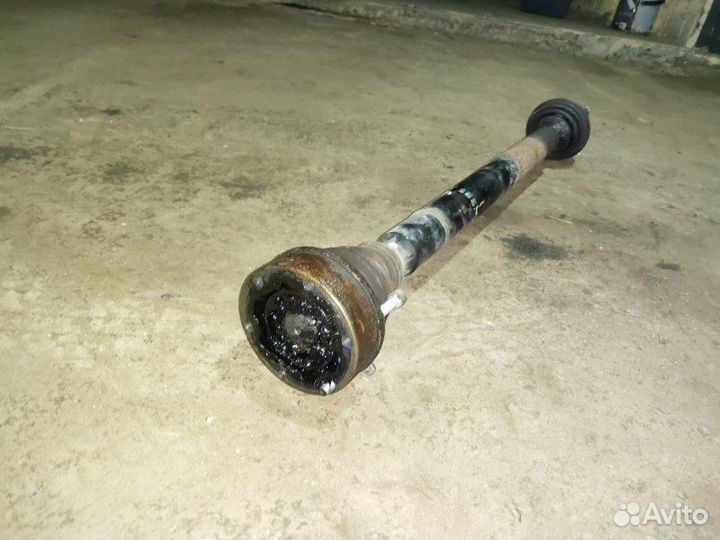 Привод правый Volkswagen Passat B6 1.9 BXE 2006