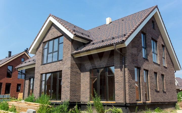 Дом 232 м² на участке 6,4 сот.