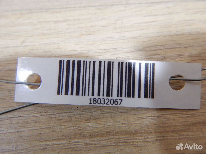 Замок капота VW Passat B6