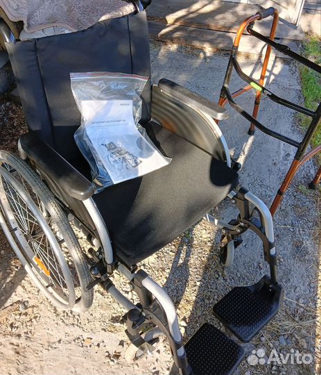 Инвалидная коляска, ходунки