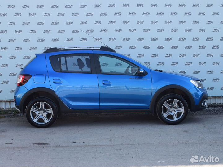 Renault Sandero Stepway 1.6 МТ, 2021, 9 000 км