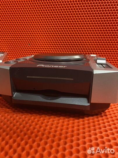 Pioneer CDJ-200 DJ CD/MP3 проигрыватель 2 штуки
