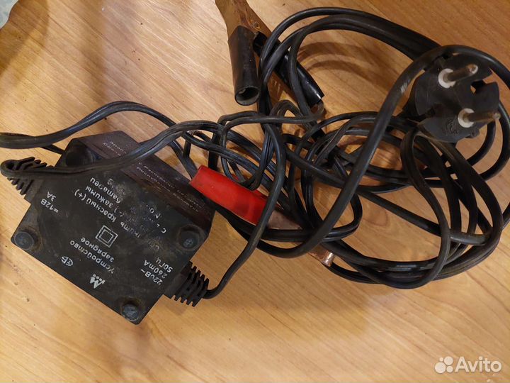 Зарядное устройство для аккумуляторов