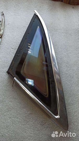 Стекло глухое уголок форточка Audi a8 D2