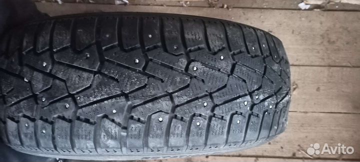 Pirelli Ice Zero 185/60 R15