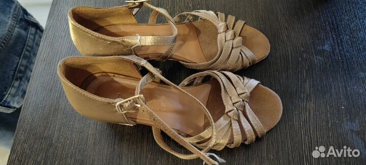 Босоножки для бальных танцев