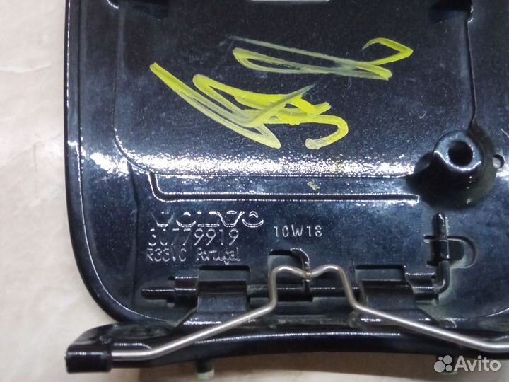 Лючок бензобака volvo s40 II 30779919