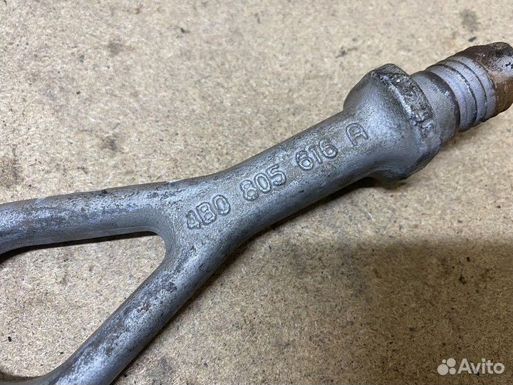 Крюк буксировочный audi A6 C5 1997-2004