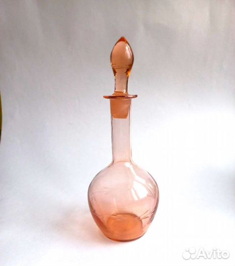 Графин для воды из розового стекла СССР