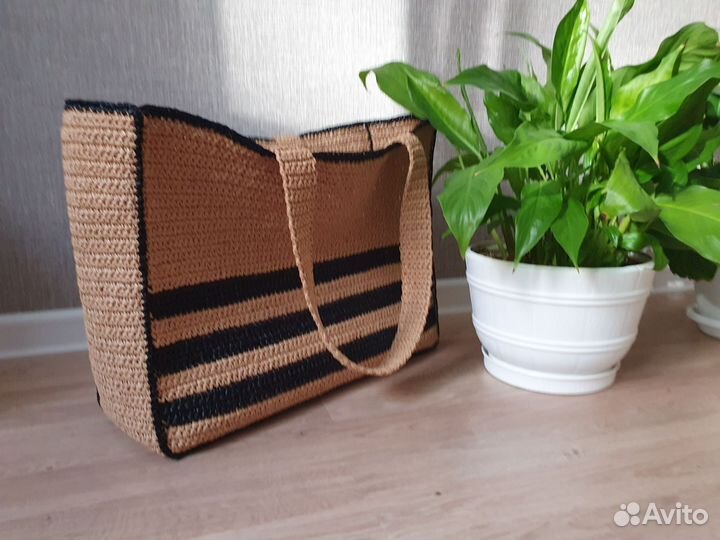 Сумка женская из рафии