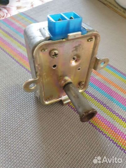 Двигатель привода вертел для электроплиты