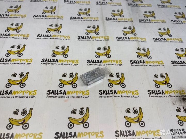 Плафон салонный Volkswagen Touareg 7P5 NF cgra 3.6