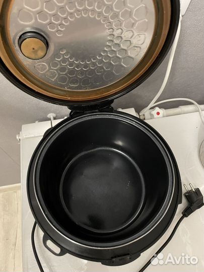 Мультиварка redmond