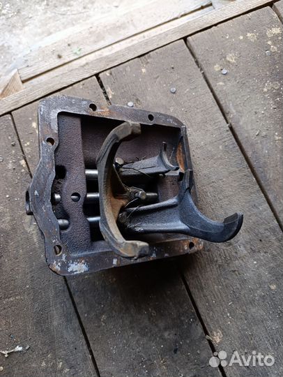 Крышка кпп УАЗ с/о