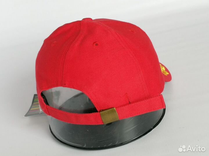 Классическая бейсболка, красная