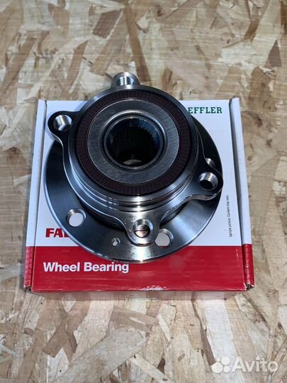 Ступица в сборе с подшипником Skoda Audi VW