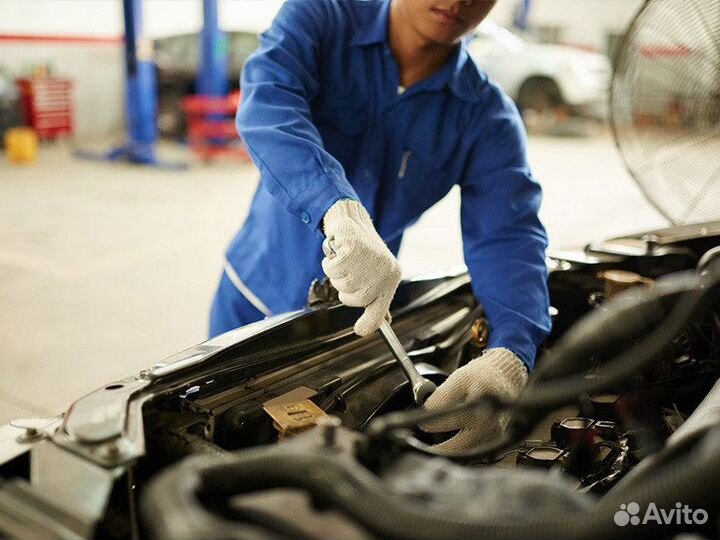 Автомеханик в автосервис №297