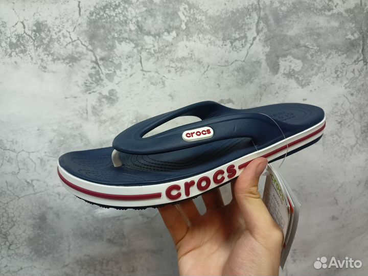 Шлепанцы Crocs navy вьетнамки