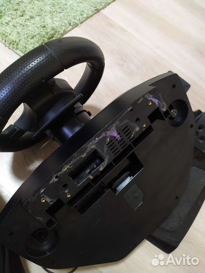 Игровой руль с педалями logitech