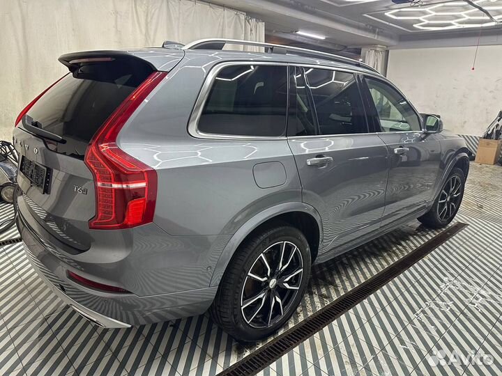 Volvo XC90 2.0 AT, 2019, битый, 84 000 км