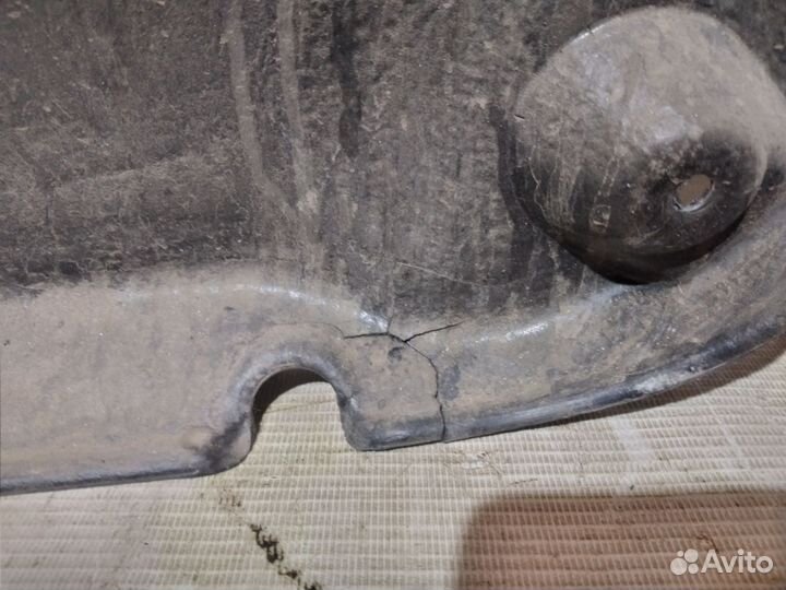 Обшивка крышки багажника chevrolet Авео т300