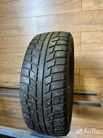 Kumho I'Zen KW22 235/60 R16
