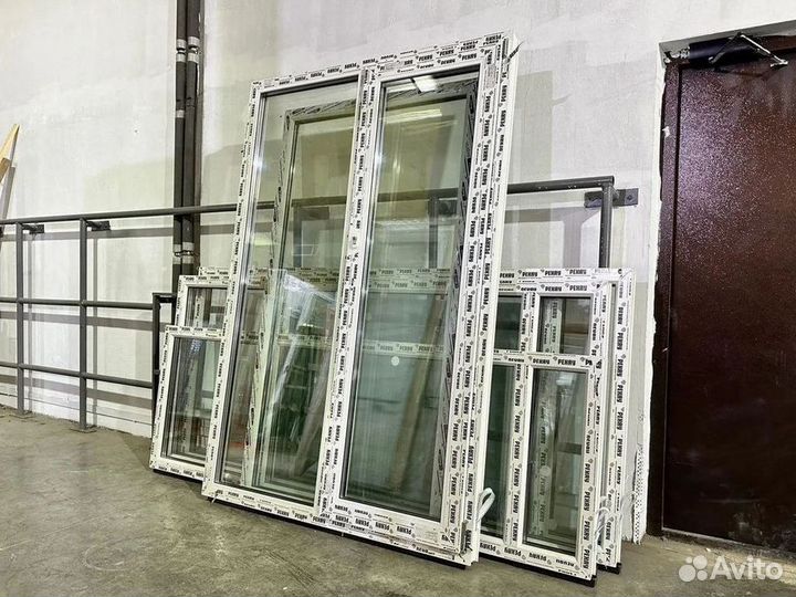 Пластиковые окна на заказ / остекление балконов