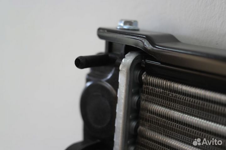 Радиатор охлаждения Лада Гранта 15