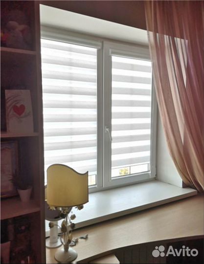 Жалюзи рулонные шторы день ночь
