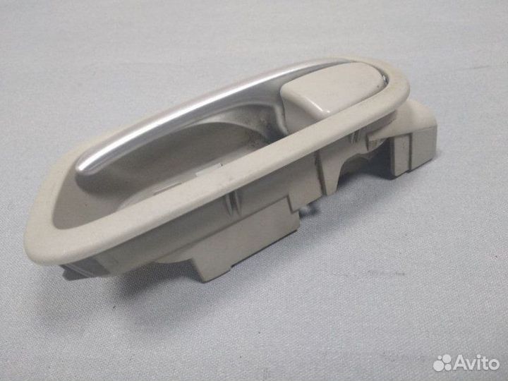 Ручка двери внутренняя левая Mazda Сх 9 2007-2016