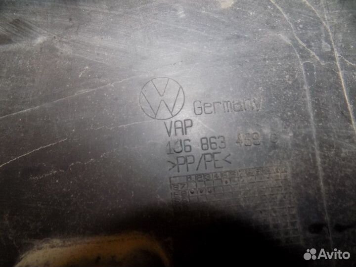 Обшивка багажника Golf IV/Bora 1997-2005