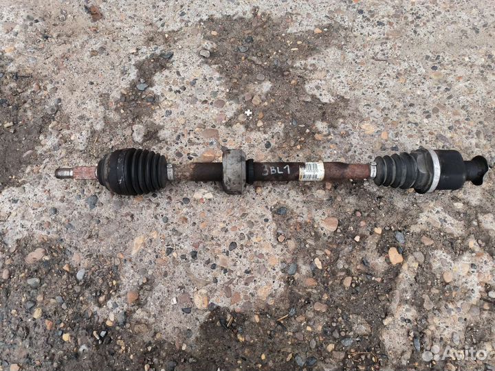 Renault Logan Sandero привод правый 1.6 8