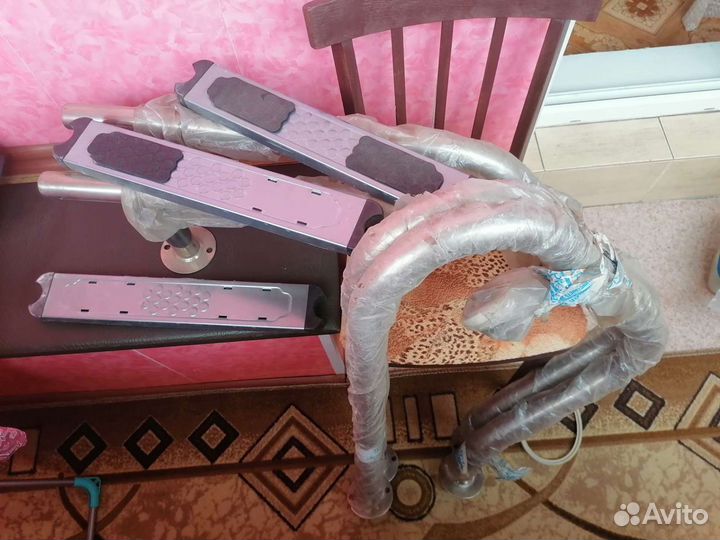 Продам лестницу для переливного бассейна