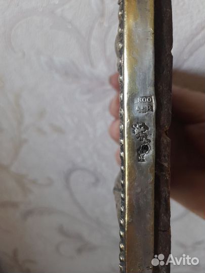 Старинные иконы в серебряном окладе