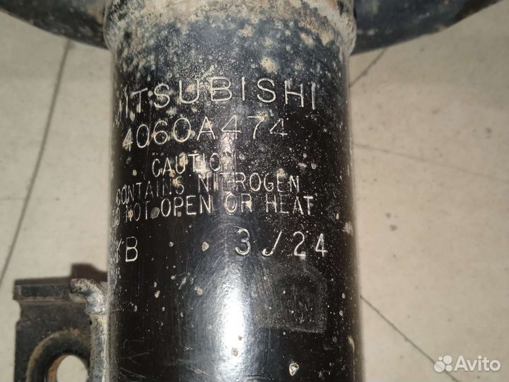 Амортизатор правый передний mitsubishi ASX