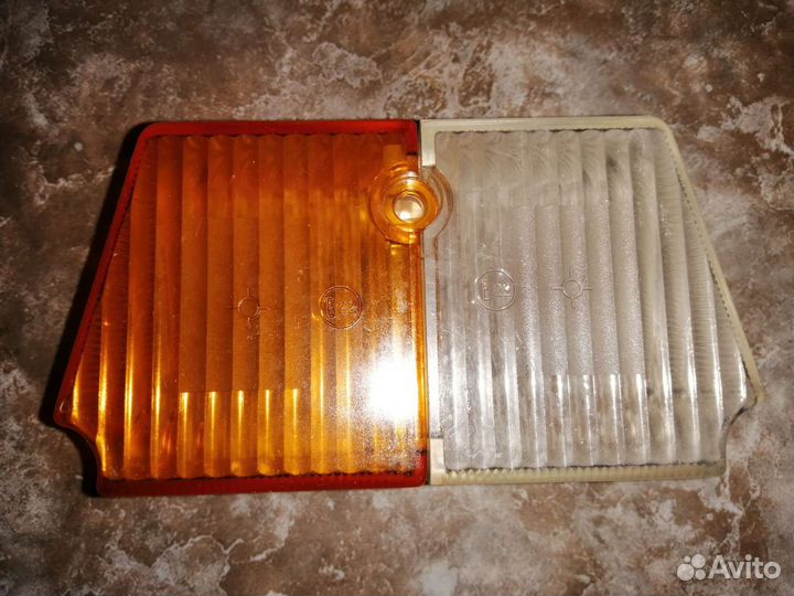Рассеиватель (стекло) фонаря коляски Урал
