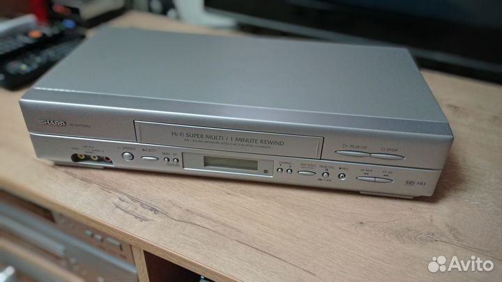 Видеомагнитофон Sharp VC AH770