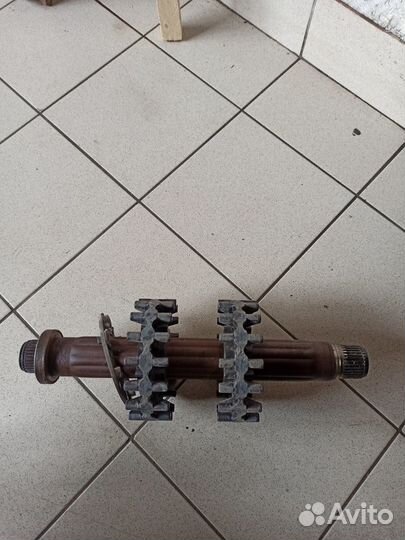 Вал гусеницы Brp ski doo grand touring 900 ace