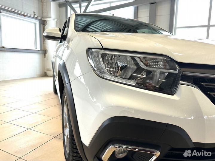 Renault Logan Stepway 1.6 МТ, 2019, 49 000 км