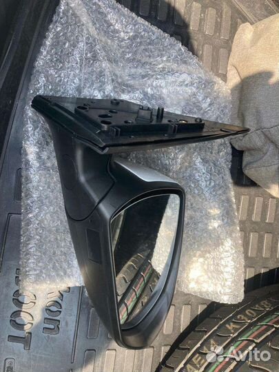Боковое зеркало на hyundai solaris 2