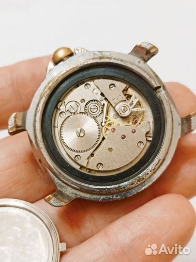 Часы командирские под восстановление на ходу