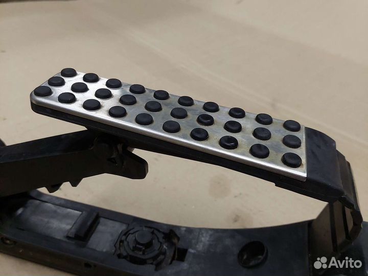 Педаль газа Mercedes S Klasse W220 W221