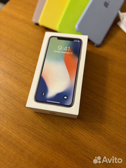 iPhone X, 64 ГБ