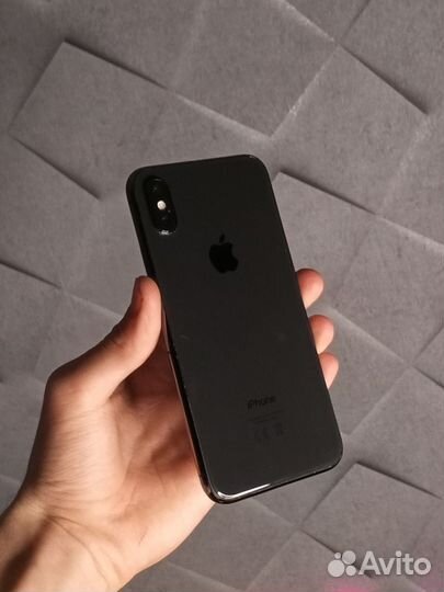 iPhone X, 256 ГБ