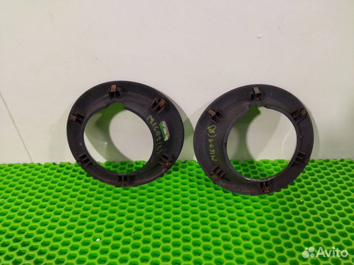 Накладка противотуманной фары Land Rover Range