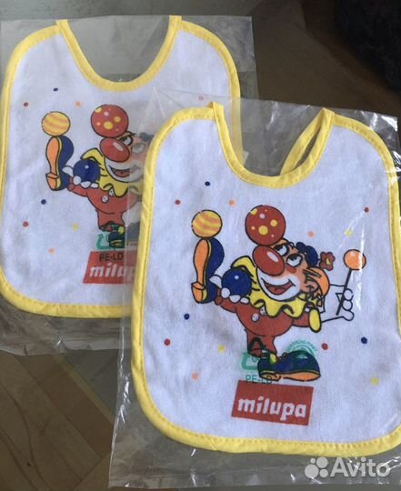 Новые нагрудники для кормления малышей