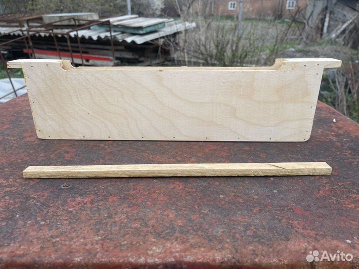 Кормушка для пчел