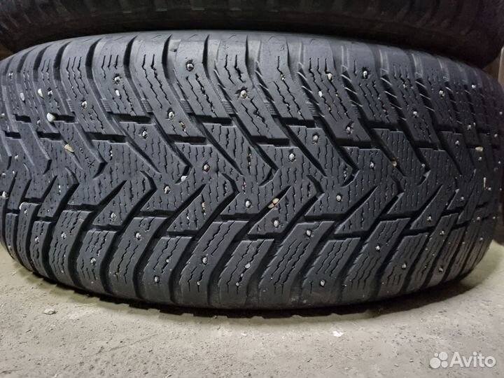 Nokian Tyres Hakkapeliitta 8 SUV 275/55 R20