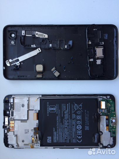 Телефон Xiaomi redmi 6a